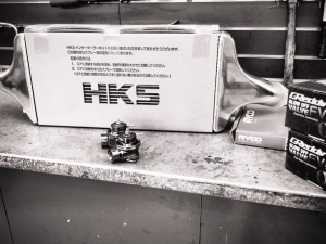 mechanic-hks-high-performance